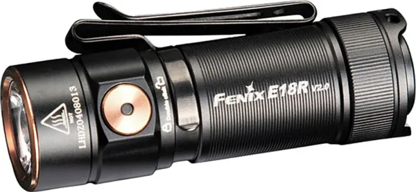 Lampe de poche rechargeable E18R V2.0 de Fenix